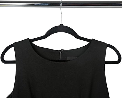 Lessden shop Super Slim Velvet Huggable Hangers Black Pack